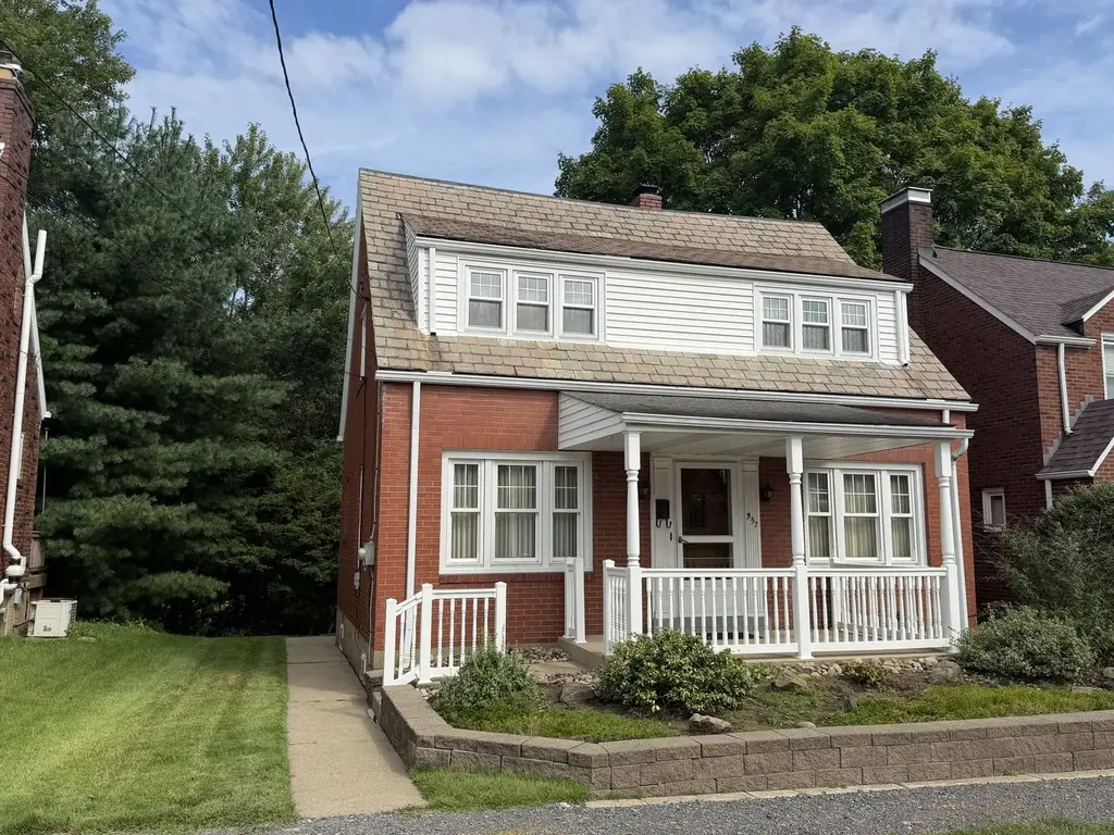 937 Sedalia Avenue, Avalon
