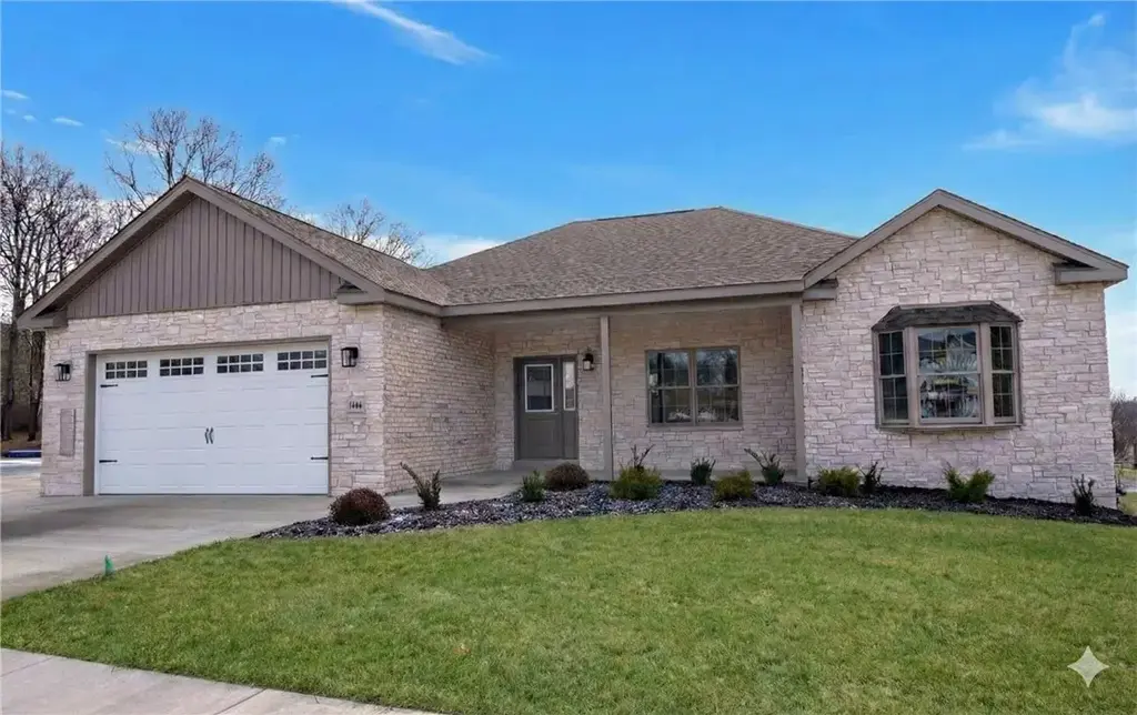 306 Hunters Crossing, Peters