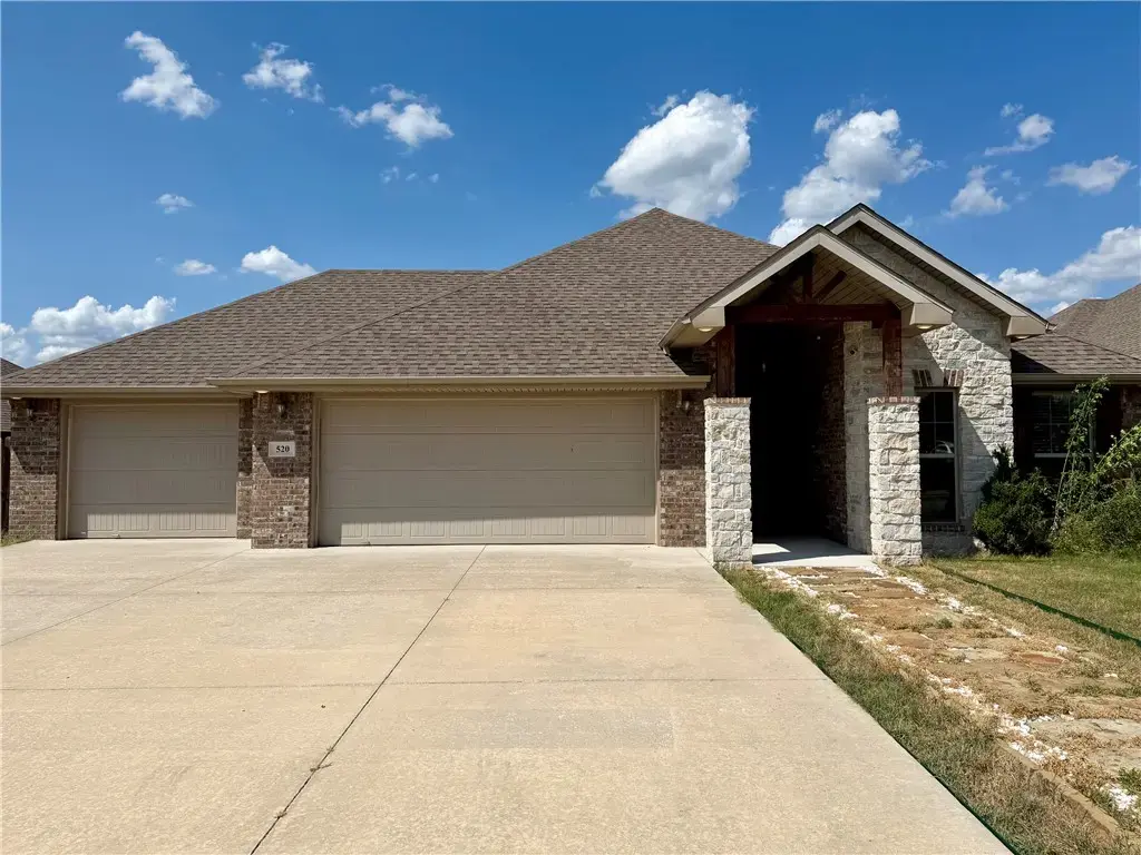 520 Arkansas Black, Centerton