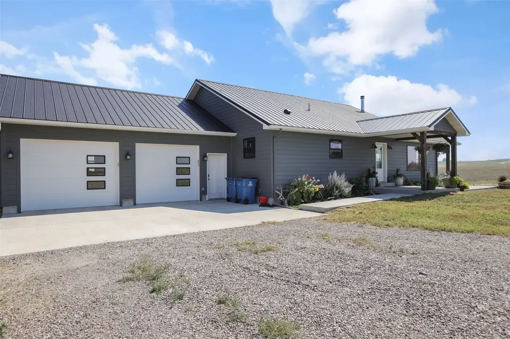 44 Kamloops Road, Power