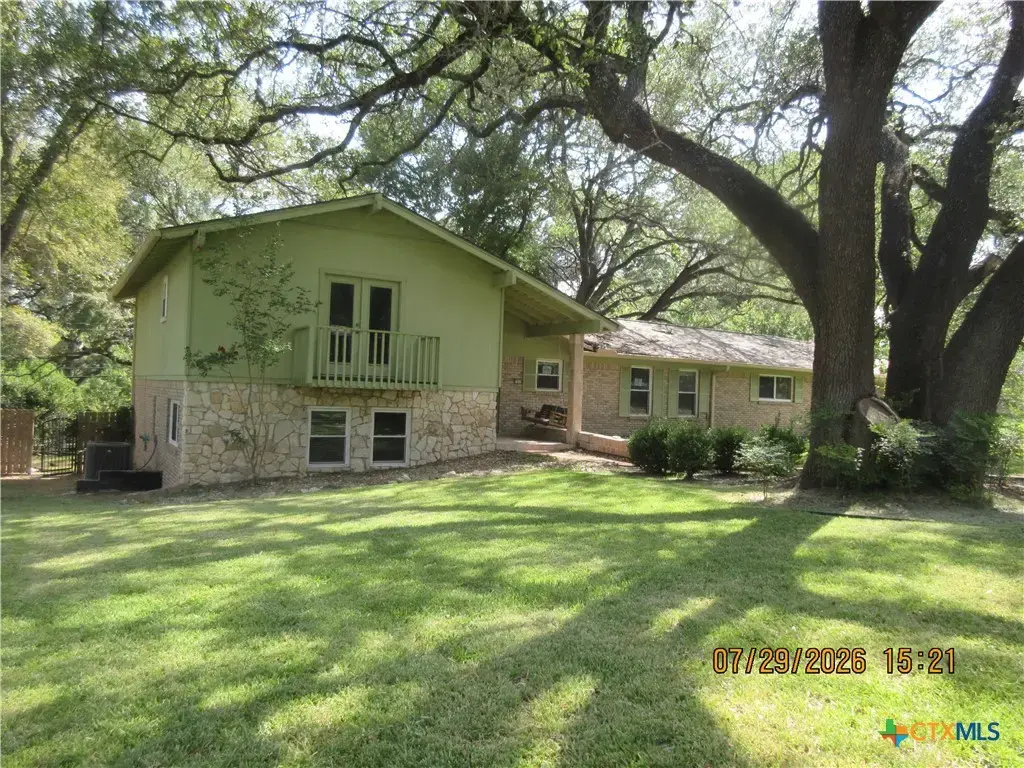 2505 Linwood Road, Temple