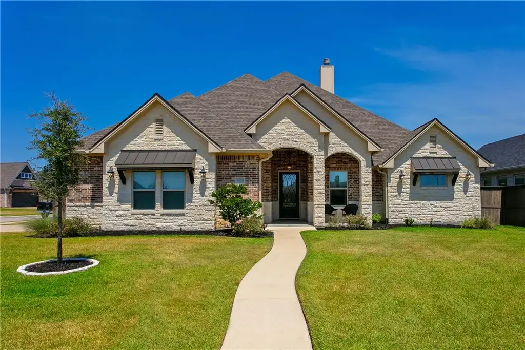 5015 Highline Drive, Bryan