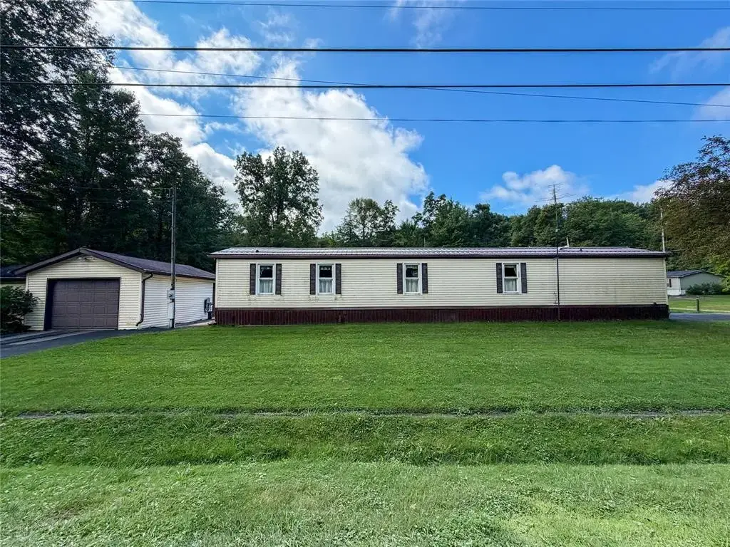 9886 Wigwam Trail , Shenango