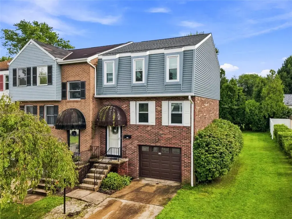 3198 Coulson Drive , Lower Burrell