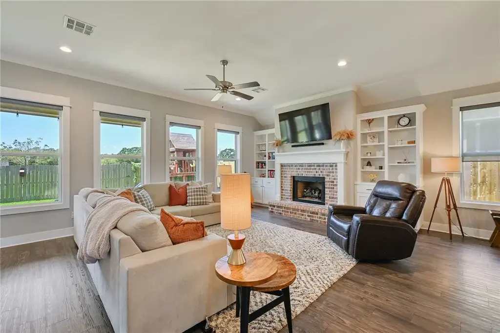 3906 Brownway Court, College Station