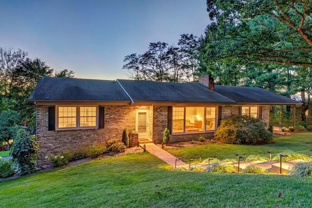 1222 Woodcrest Cir, Harrisonburg
