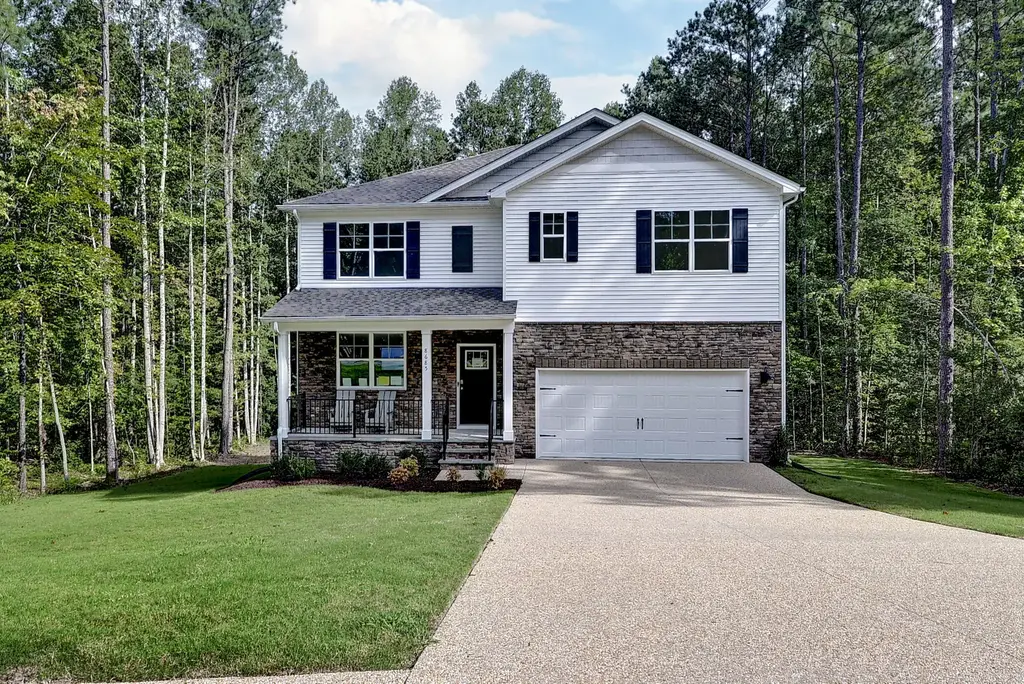 8685 Thomas Jefferson Way, Gloucester