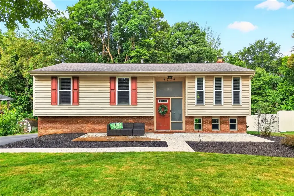 4714 Woodlake Drive , West Deer