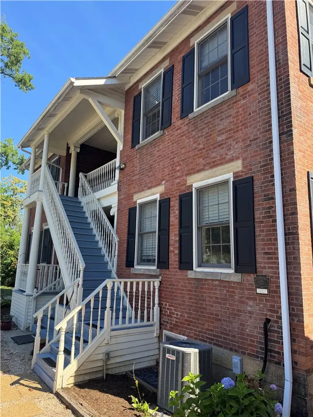 1319 Riverside Drive 400, Bridgewater