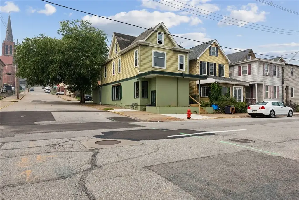 701 Mckean Avenue , Charleroi Boro