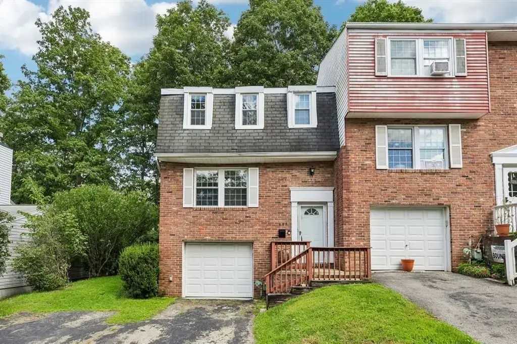 446 Hunting Creek Road, Canonsburg
