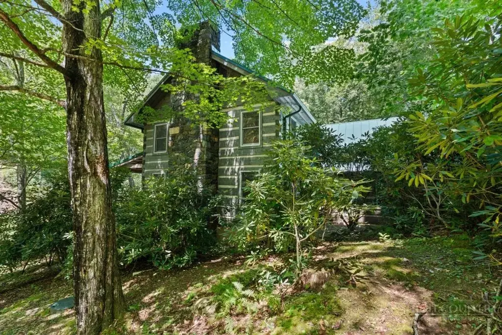 171 Grouse Covert Road, Boone