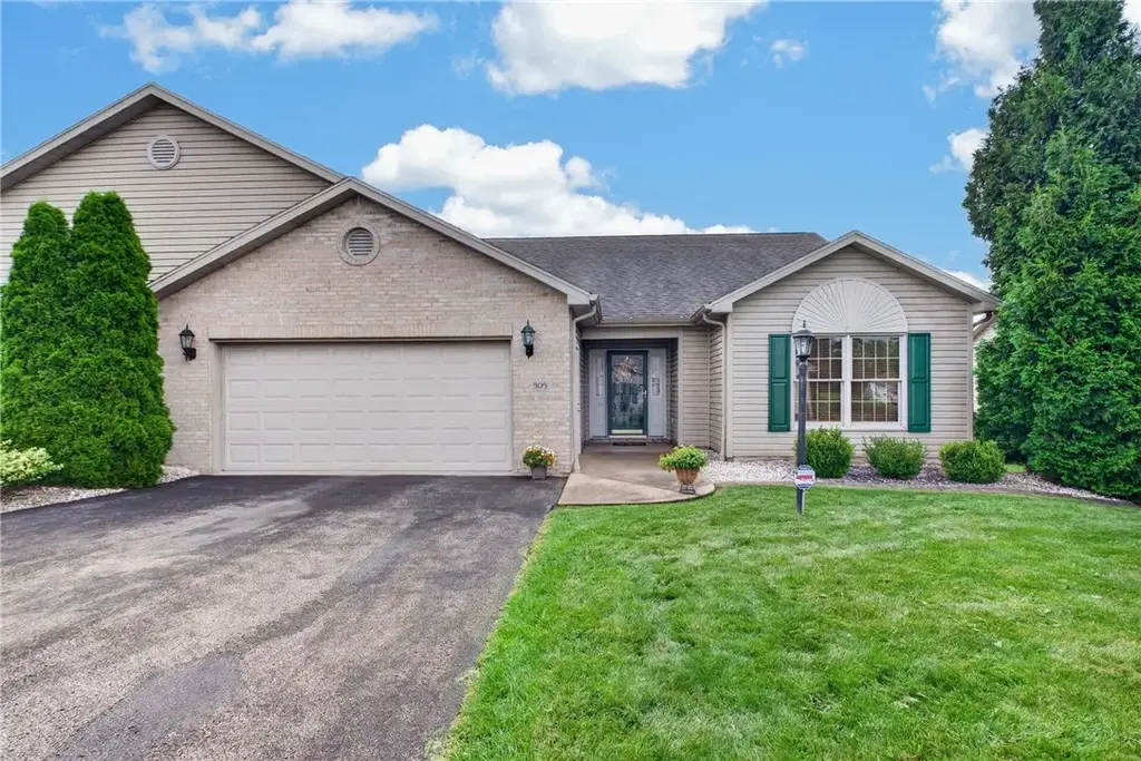 505 Kristi Drive, Hempfield
