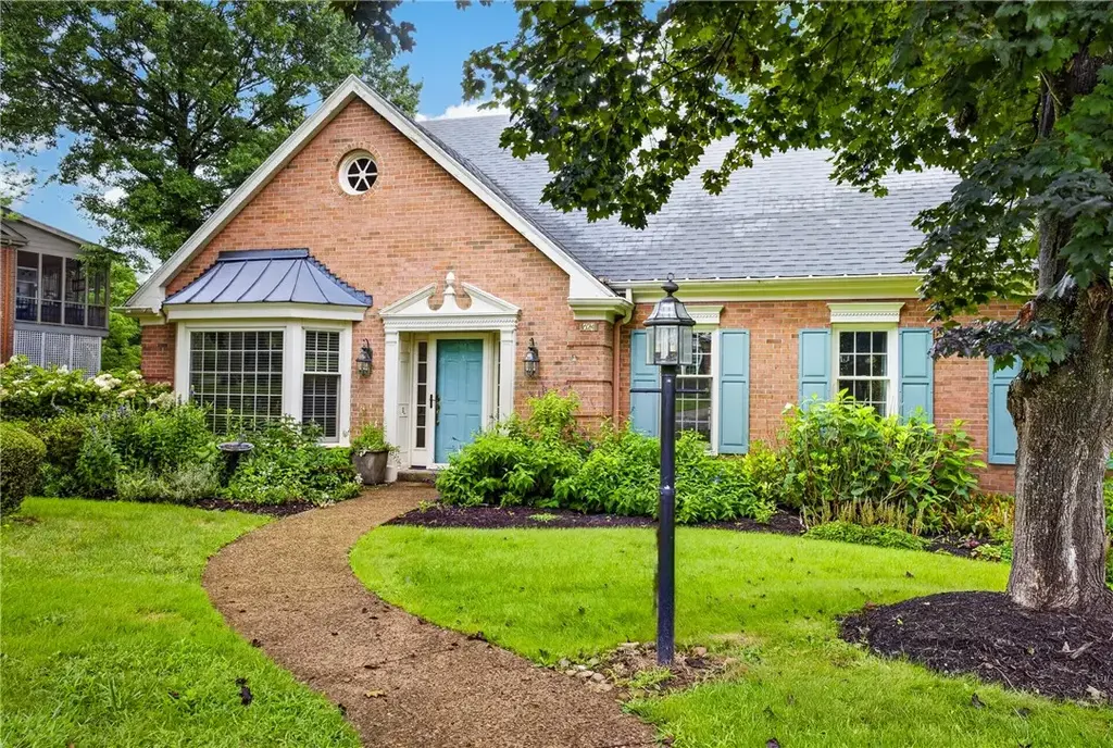 624 Poplar Court, Harmar