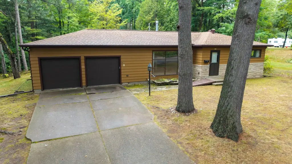 348 Annette Ct, Rhinelander