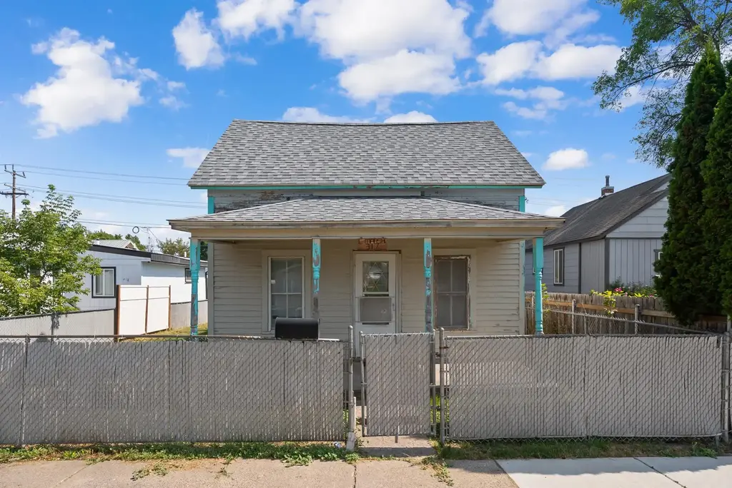 317 8th Avenue W, Kalispell