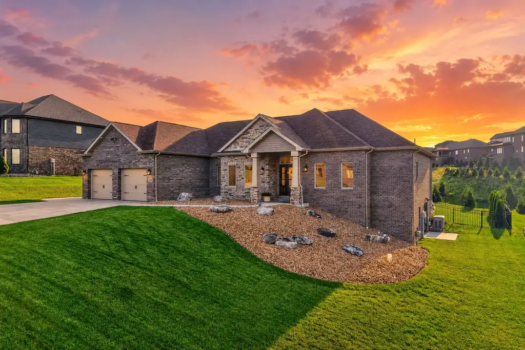 12033 Sundae Drive, North Huntingdon