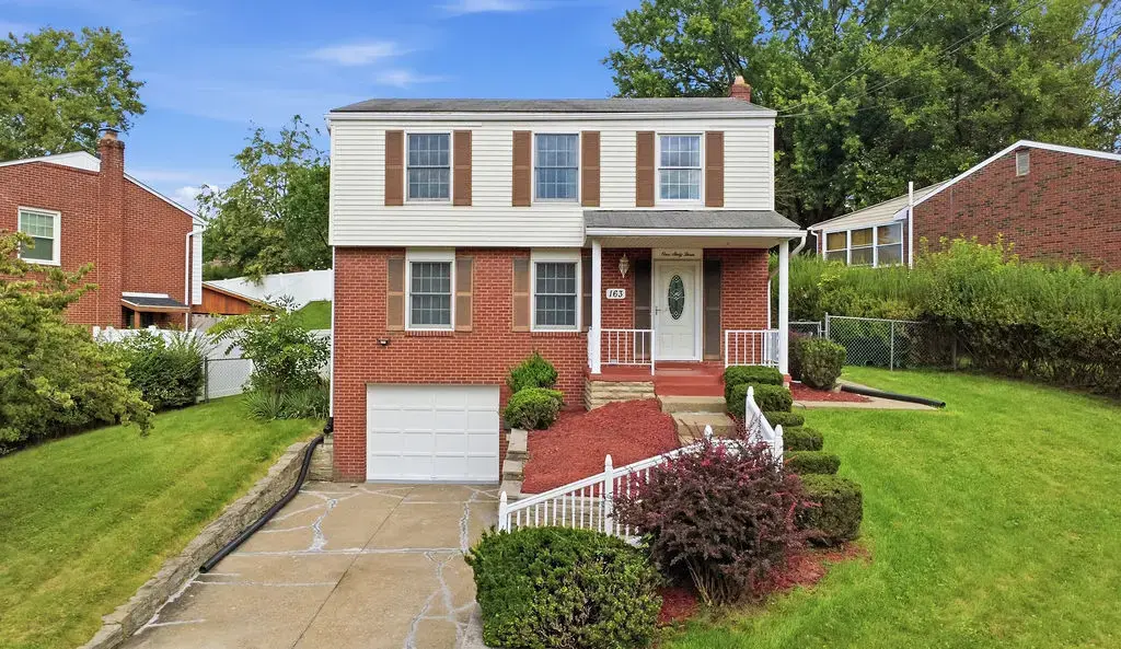 163 Crescent Gardens Drive, Penn Hills
