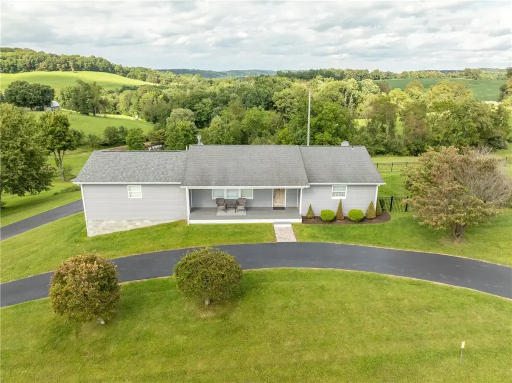 408 Mcklveen Road , Unity 