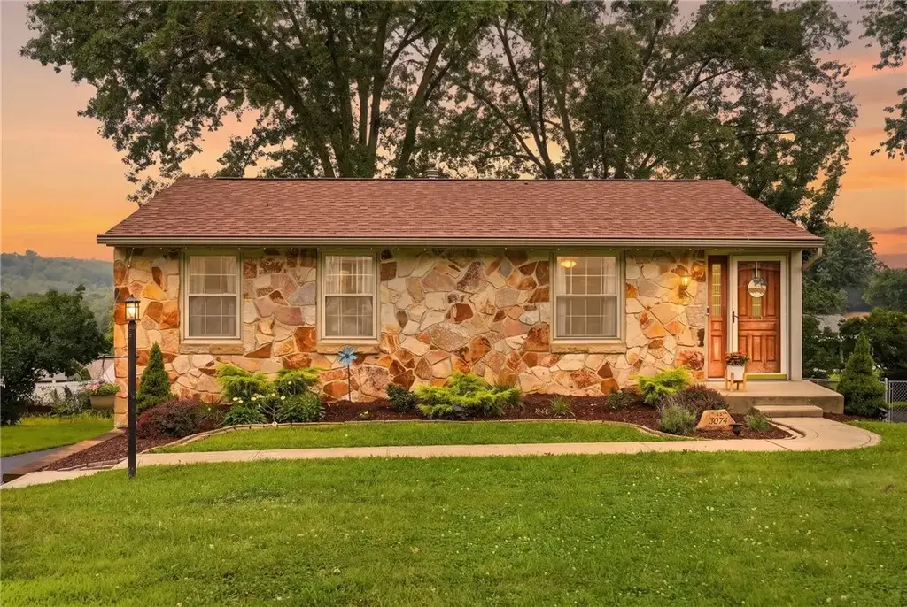 3074 Piney Bluff Drive , South Park