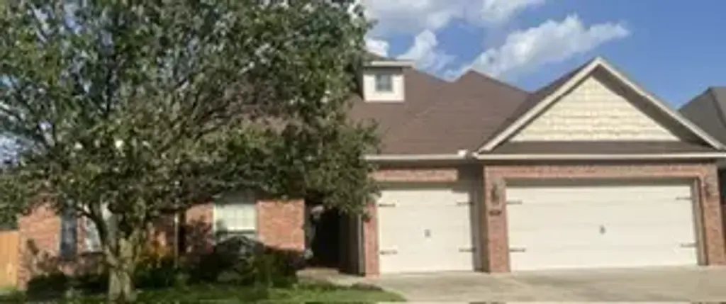 4005 Sw Banbury Drive, Bentonville