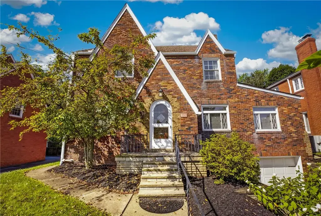 116 Bauman Avenue , Brentwood