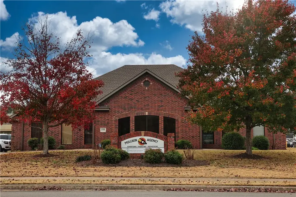 1391 Plaza Place A, Springdale