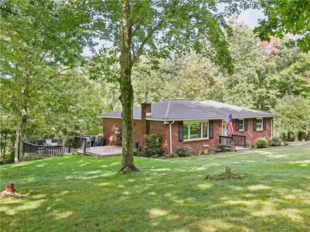 445 Matson Road, Ligonier