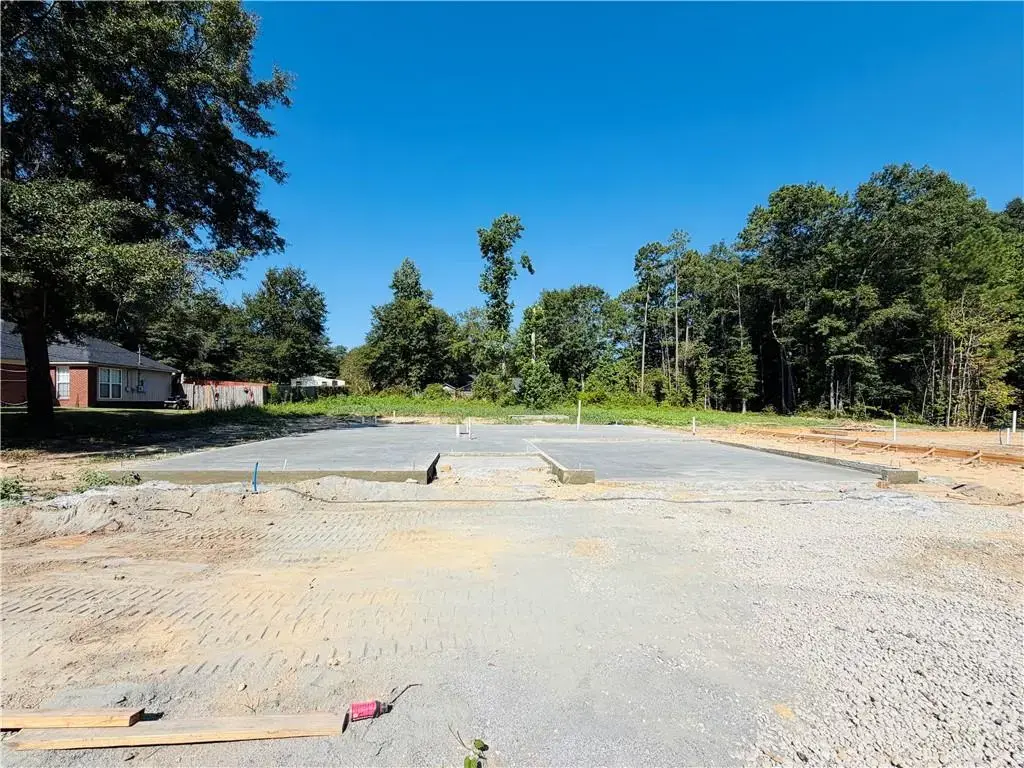 161 Lee Rd 2157, Smiths Station