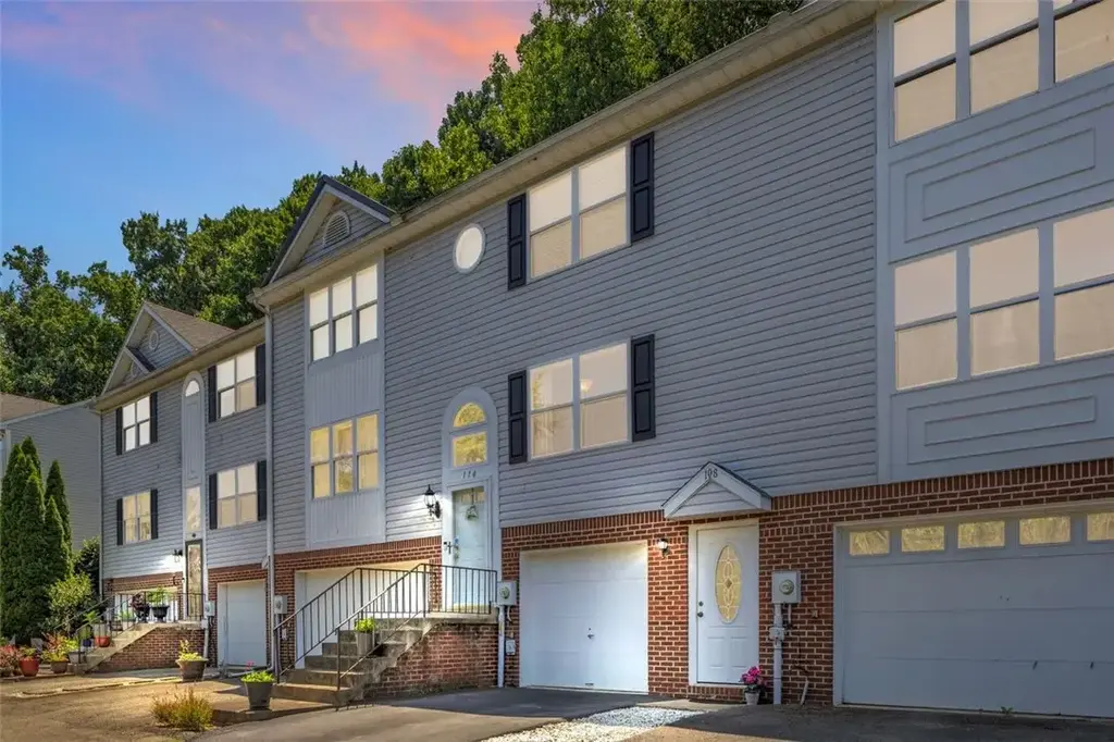 108 Winston Way, City of Greensburg