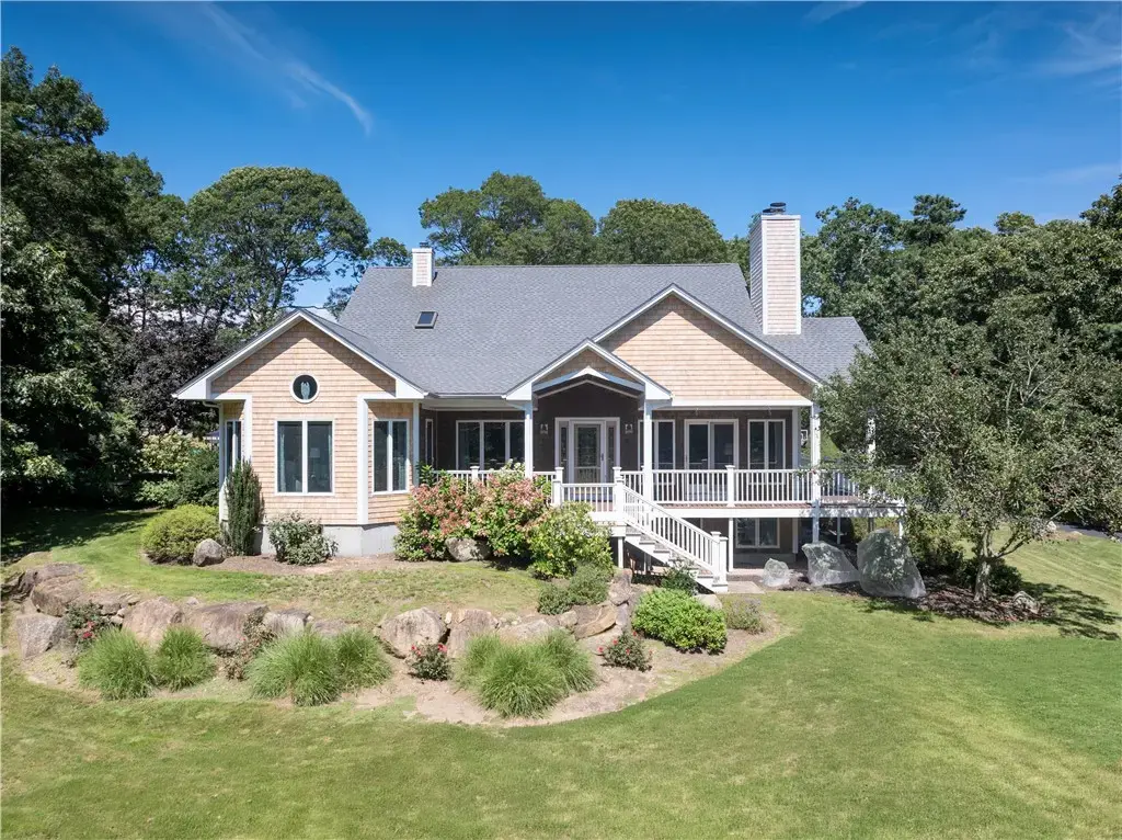 23 Sea View Dr, Charlestown