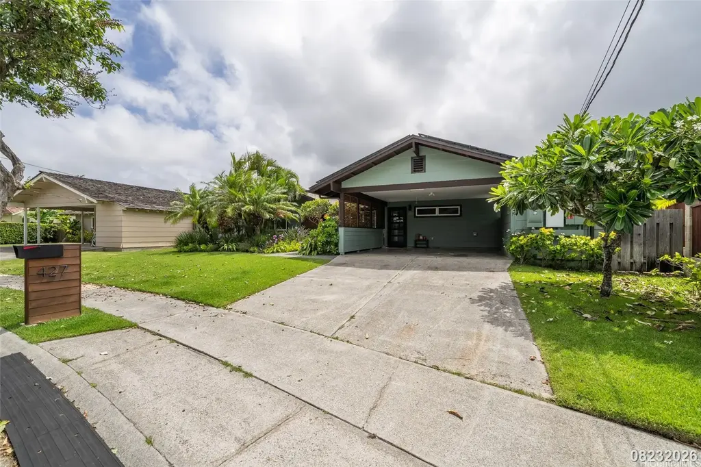427 Akoakoa Place, Kailua