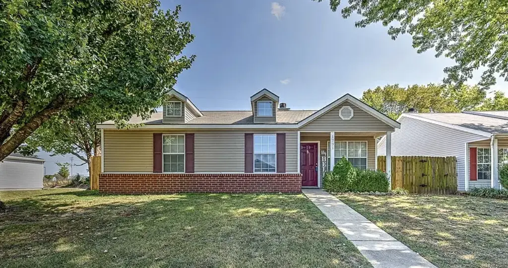 1701 Signature Drive, Bentonville
