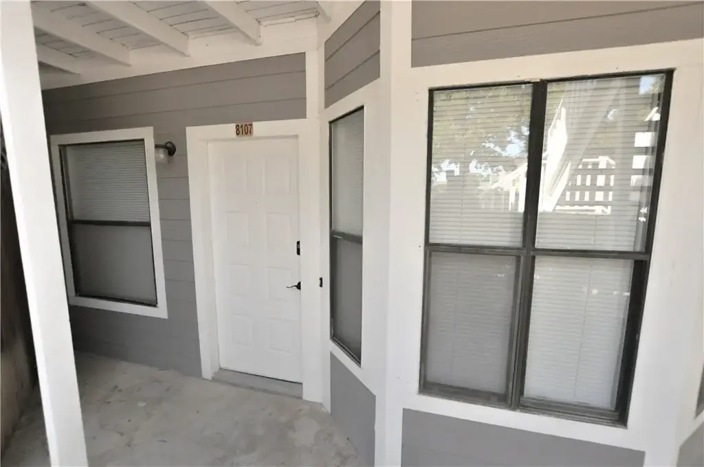 4441 Old College Road 8107, Bryan