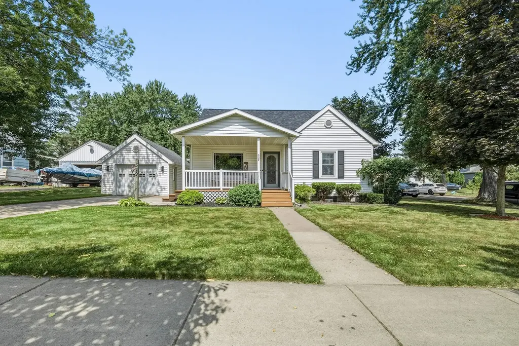 329 E 4th Avenue, Stanley