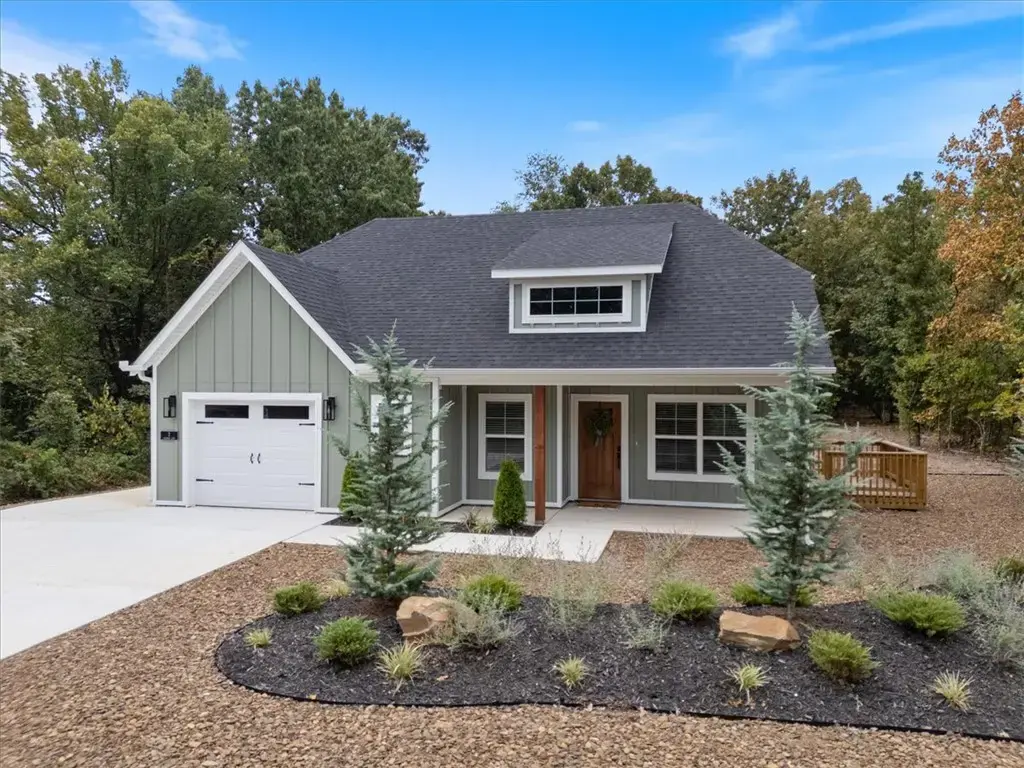 2 Latheron Lane, Bella Vista