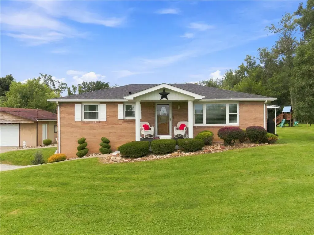 209 Thornwood Avenue , Scottdale
