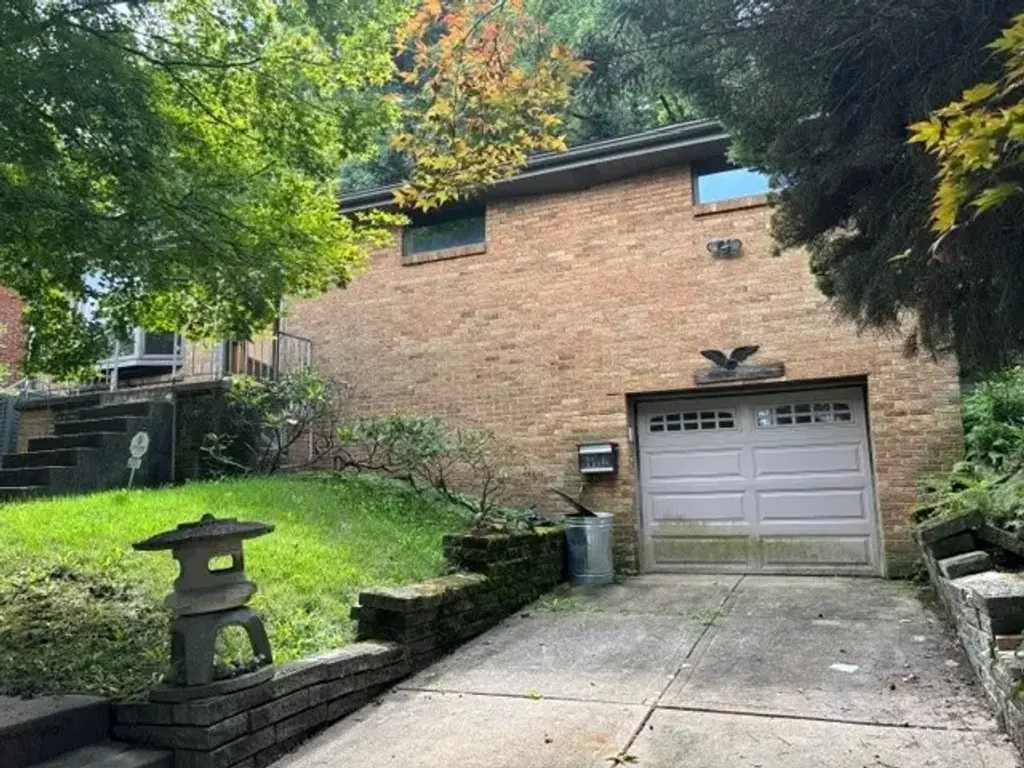 1116 Sperling Drive , Wilkinsburg