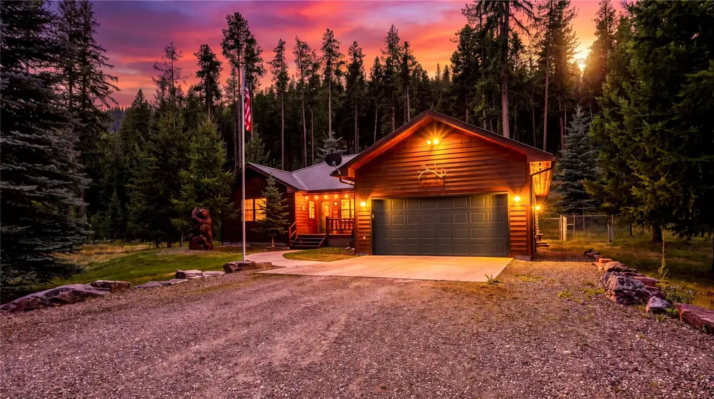 745 Overland Trail, Seeley Lake