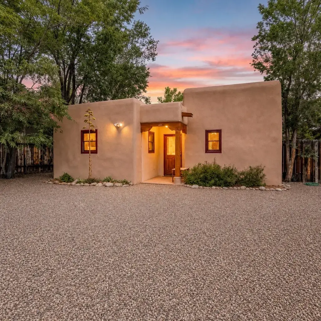 121 Bob, Santa Fe