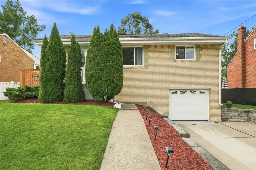 459 Lois Drive, Baldwin Boro