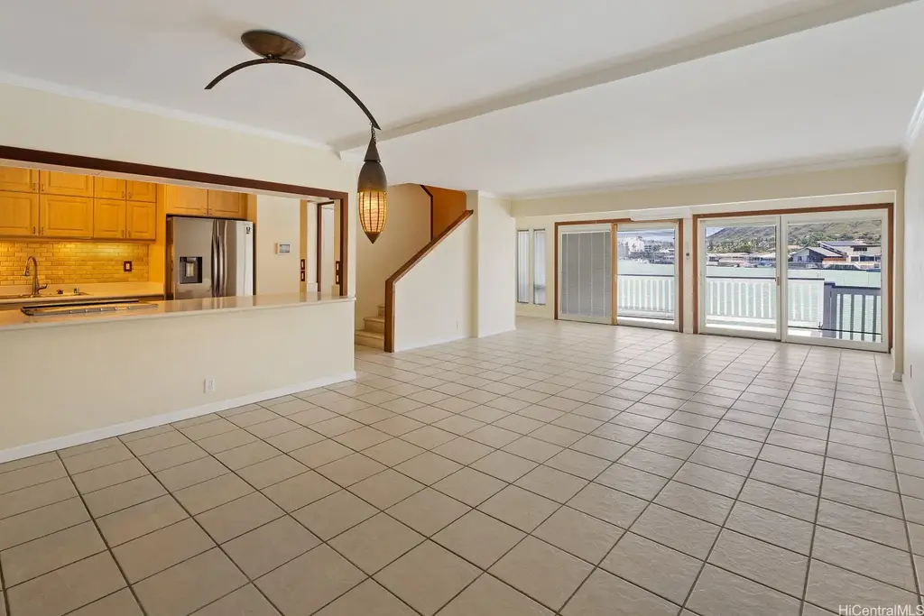 905 Koko Isle Circle # 151503, Honolulu