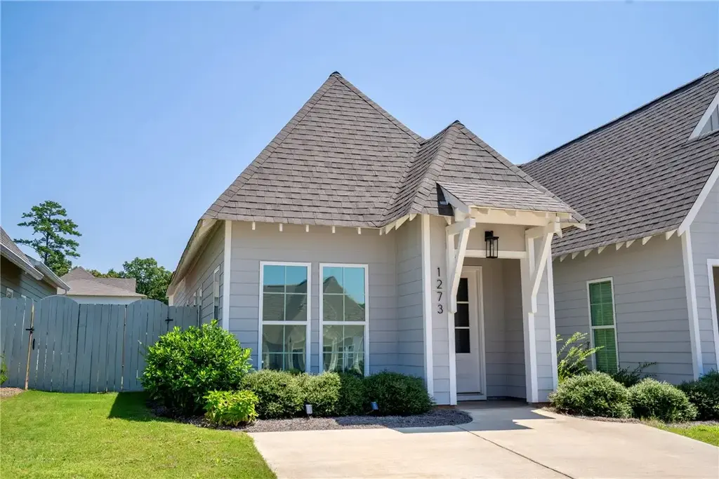 1273 Hidden Den Trl, Opelika
