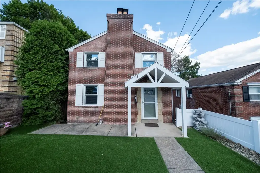 34 Hempstead Avenue , West View
