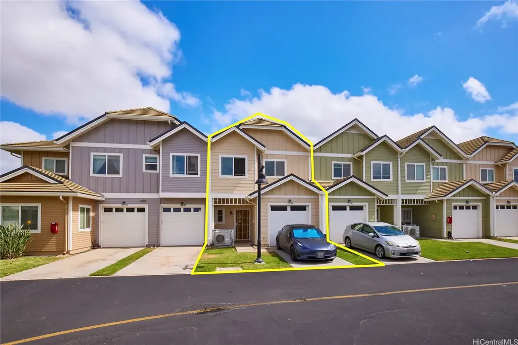 (unit #303) 1143 Kakala Street, Kapolei