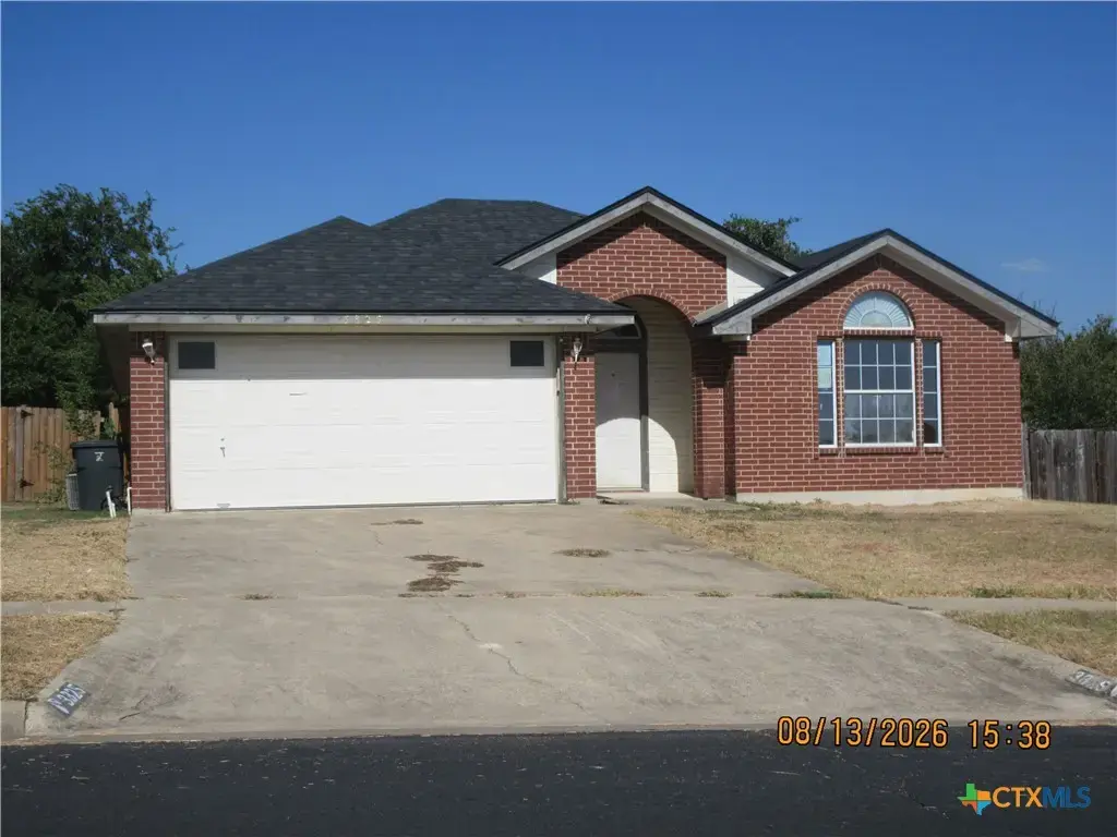 3825 Oak Valley Drive, Killeen