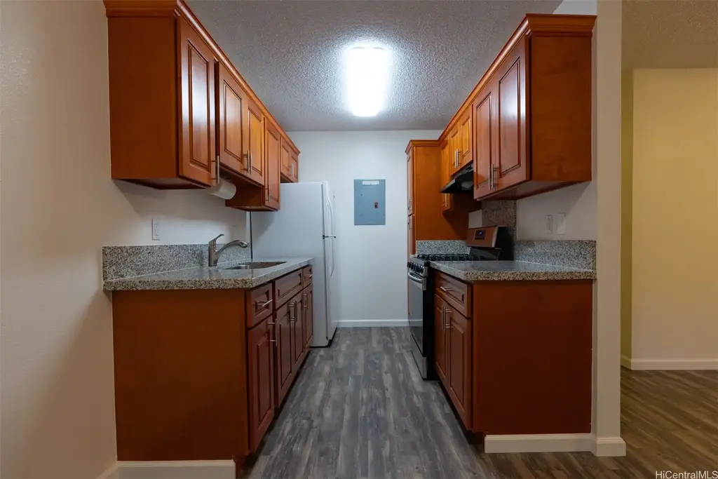 91-1030 Puamaeole Street # 7c, Ewa Beach