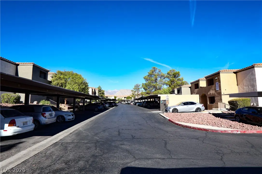 3151 Soaring Gulls Drive 1172, Las Vegas