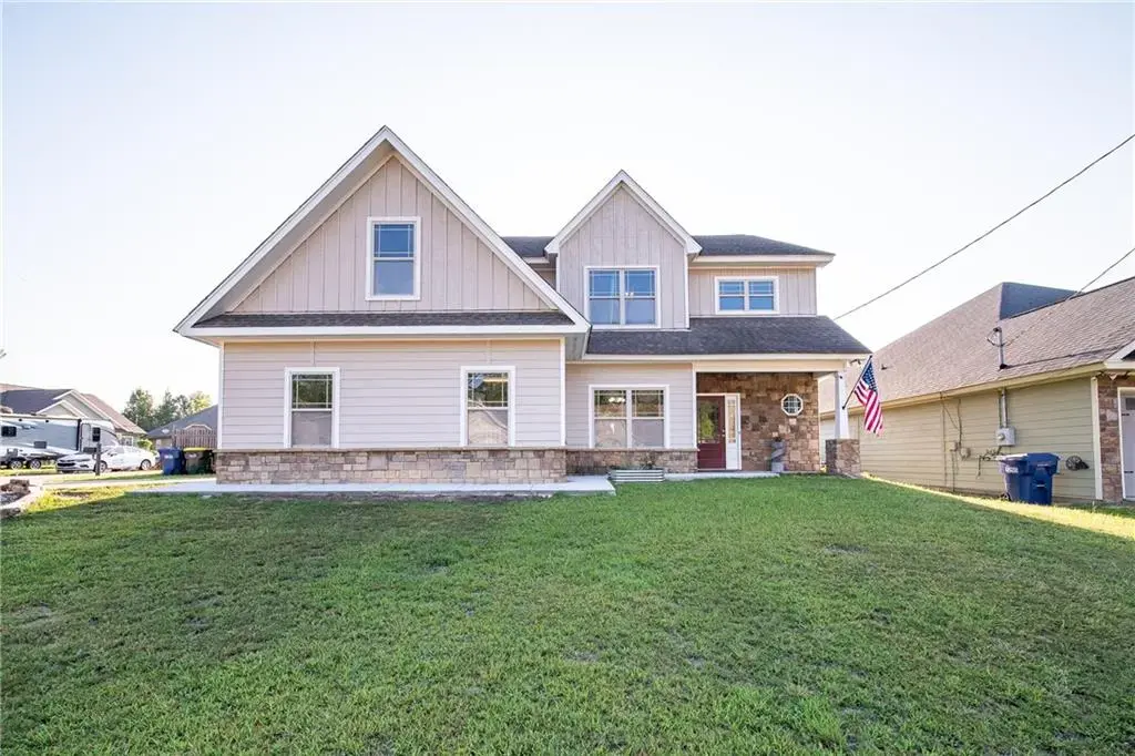 10 Lee Road 2174, Phenix City