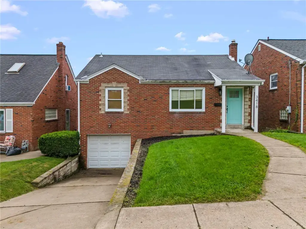 3418 Dauphin Avenue , Brentwood